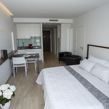 ApartHotel Playa Oliva Bagian luar foto