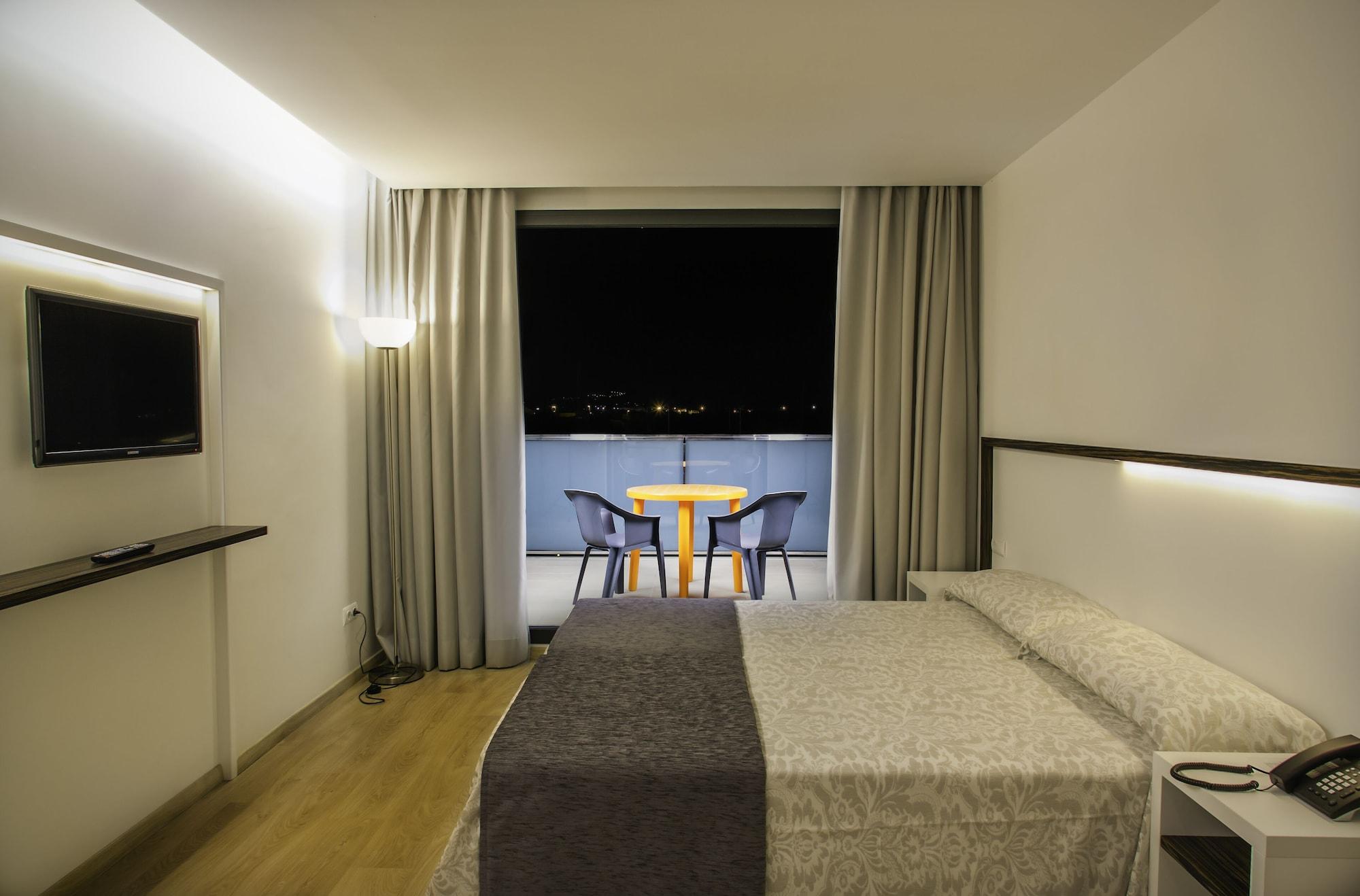 ApartHotel Playa Oliva Bagian luar foto