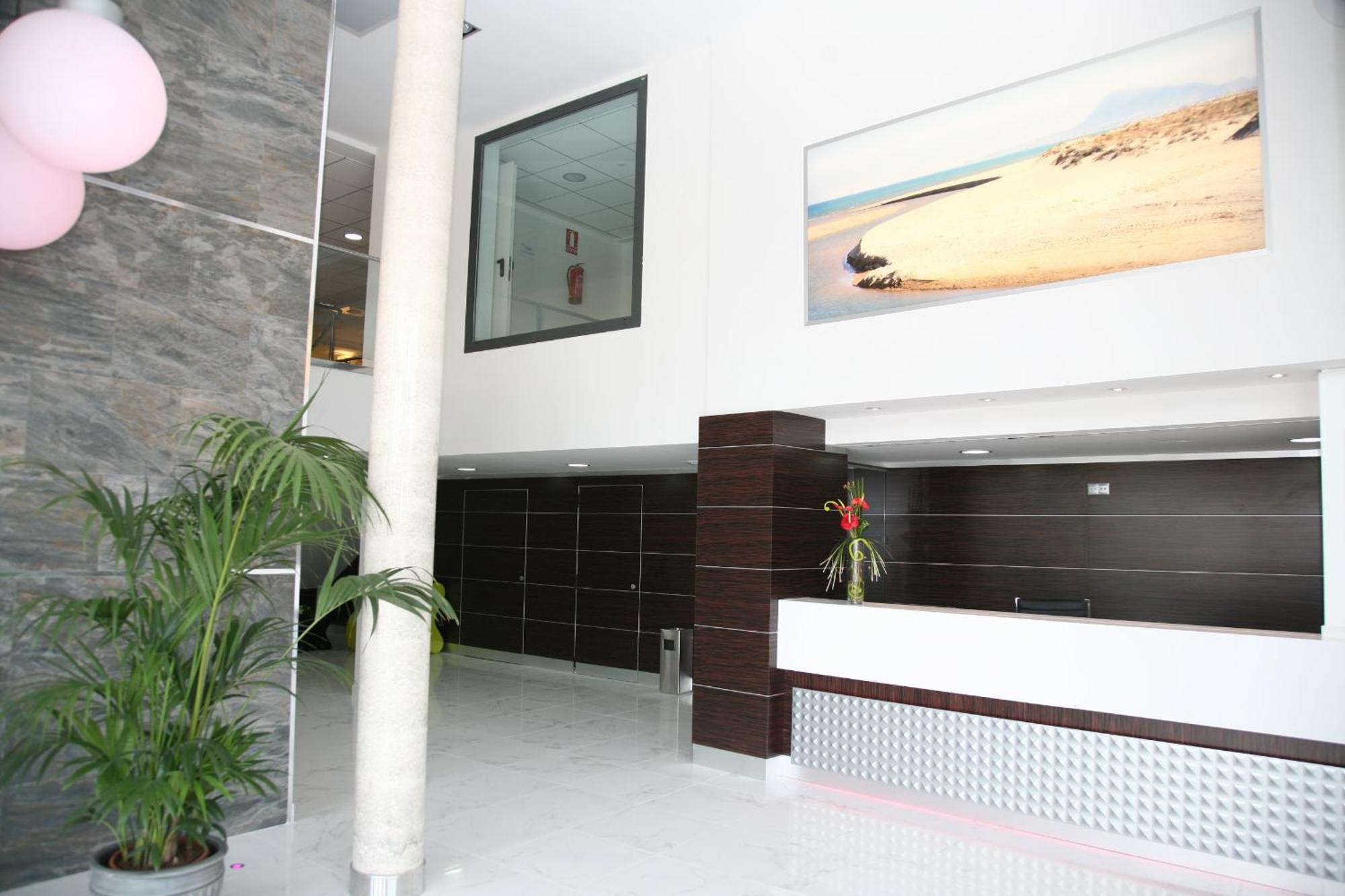 ApartHotel Playa Oliva Bagian luar foto