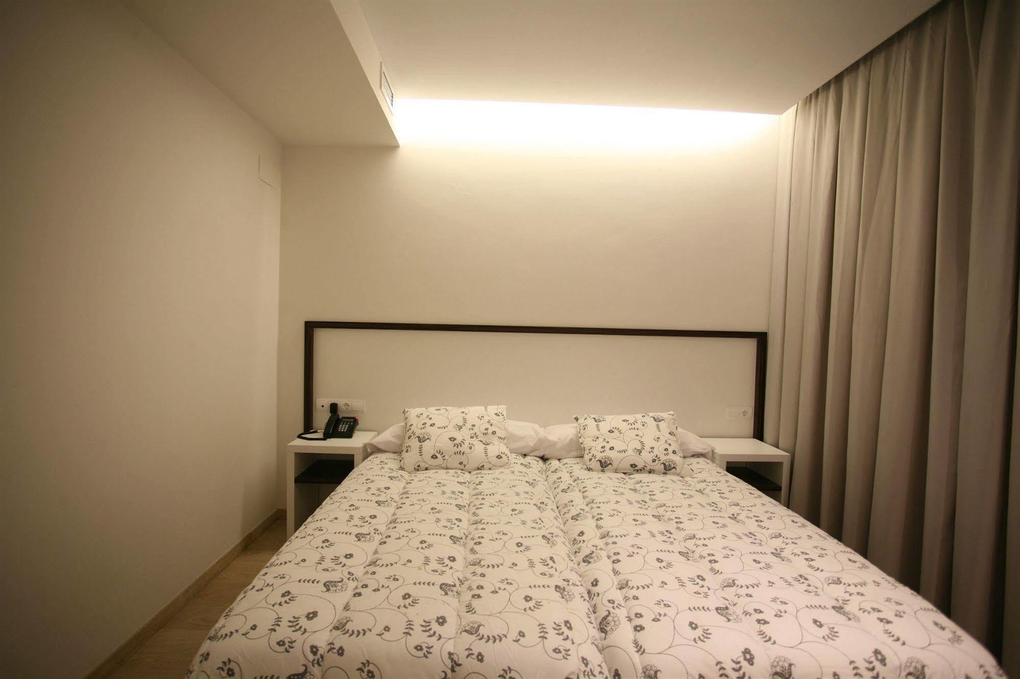 ApartHotel Playa Oliva Bagian luar foto