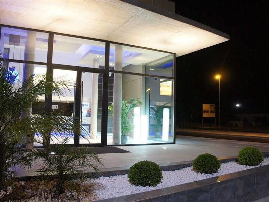 ApartHotel Playa Oliva Bagian luar foto